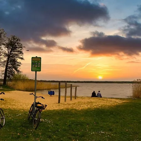 Modernes Sonnendeck 70 Qm I Strandnah I Terrasse I 2 Schlafzimmer I Naehe Werbellinsee Prázdninový dům Joachimsthal