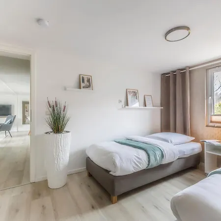 Modernes Sonnendeck 70 Qm I Strandnah I Terrasse I 2 Schlafzimmer I Naehe Werbellinsee * Joachimsthal