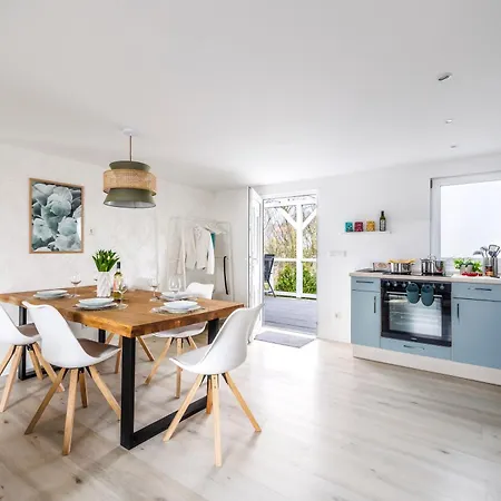 Modernes Sonnendeck 70 Qm I Strandnah I Terrasse I 2 Schlafzimmer I Naehe Werbellinsee Tatil Evi