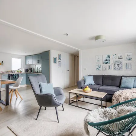 度假居 Modernes Sonnendeck 70 Qm I Strandnah I Terrasse I 2 Schlafzimmer I Naehe Werbellinsee *