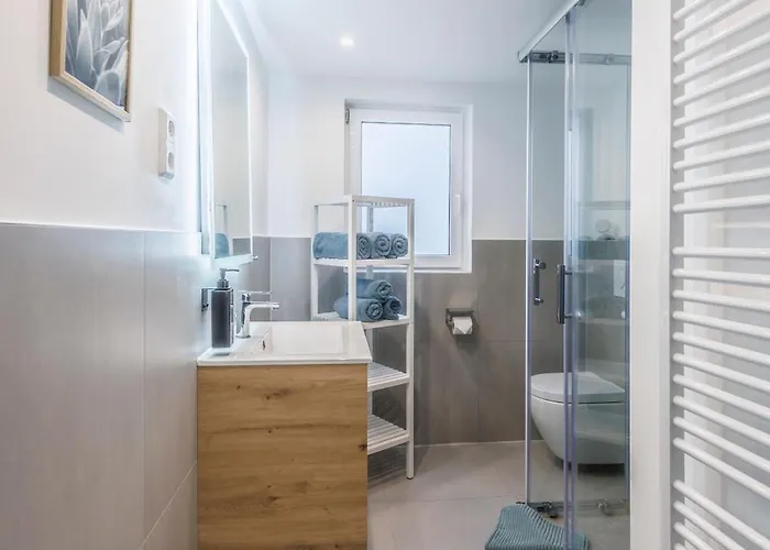 بيت للعطل Modernes Sonnendeck 70 Qm I Strandnah I Terrasse I 2 Schlafzimmer I Naehe Werbellinsee *