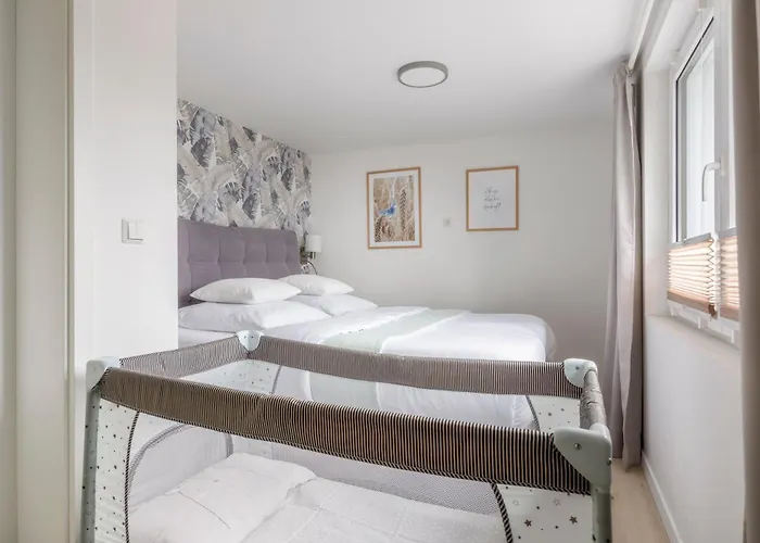 Modernes Sonnendeck 70 Qm I Strandnah I Terrasse I 2 Schlafzimmer I Naehe Werbellinsee 度假居 *