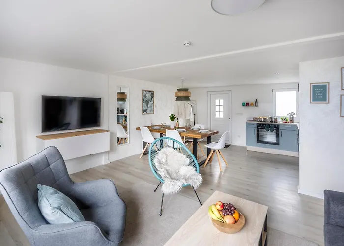 度假居 Modernes Sonnendeck 70 Qm I Strandnah I Terrasse I 2 Schlafzimmer I Naehe Werbellinsee *